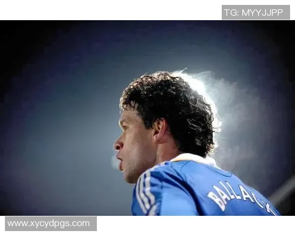 足球百大时刻盘点与传奇球星背后的辉煌瞬间